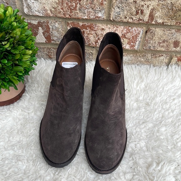 Trask Tatum Wedge Ankle Bootie Size 10 - Picture 2 of 8